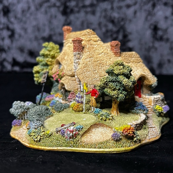 Rare Lilliput Lane | The Nineteenth Hole | British Collection - Picture 5 of 16